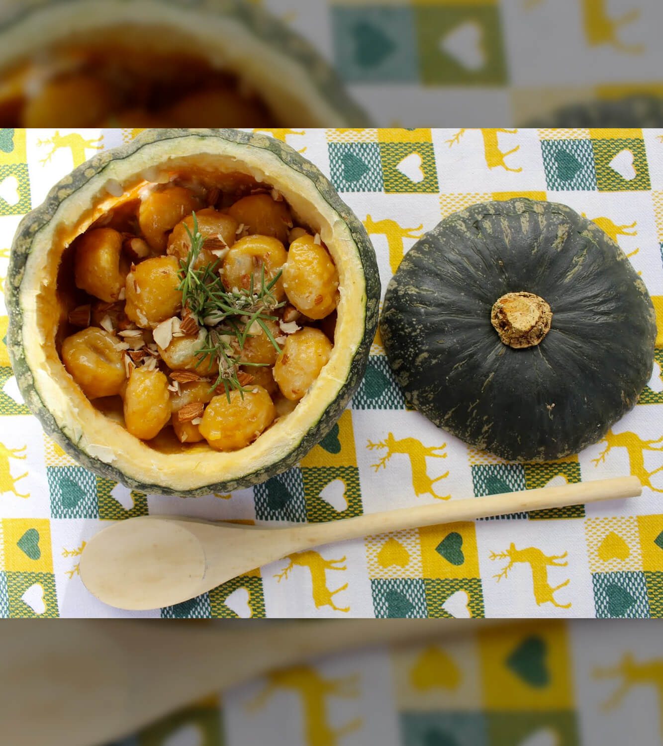 Pumpkin gnocchi with gorgonzola, cinnamon and almonds