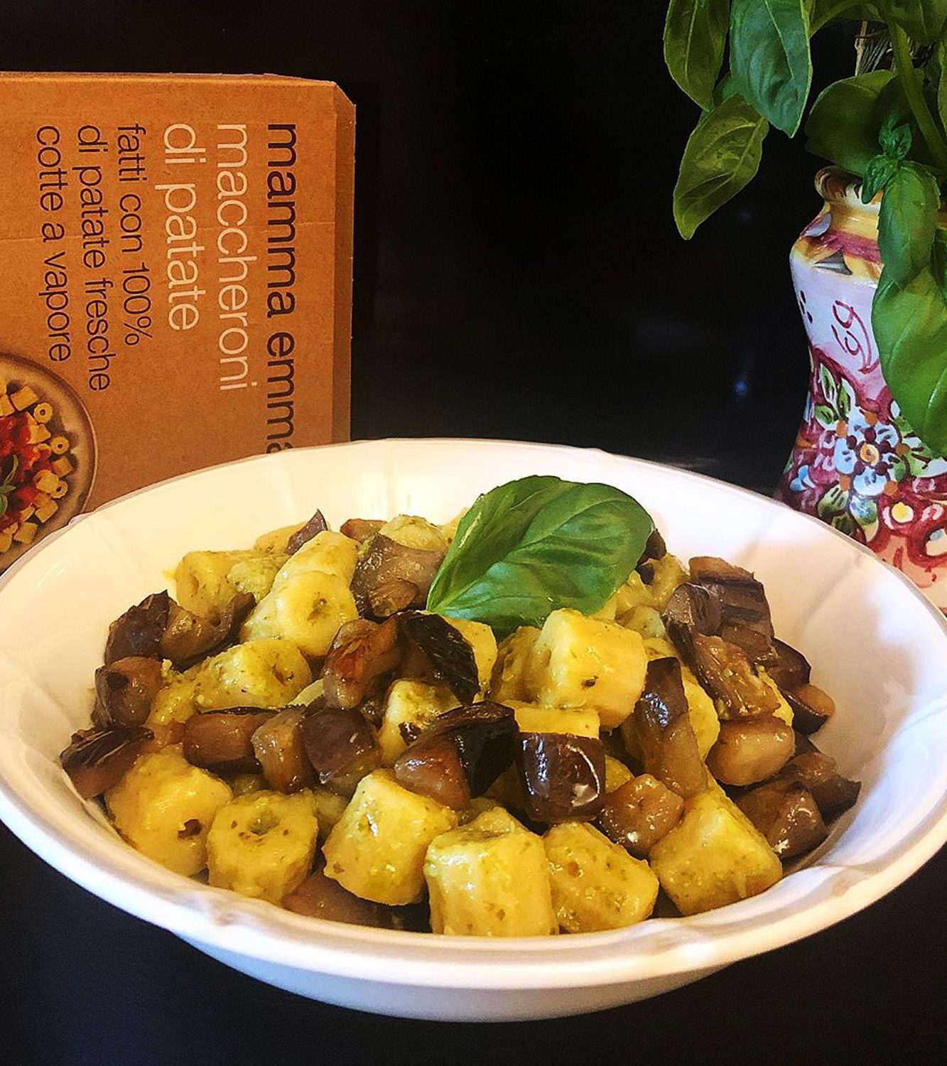 Potato maccheroni with basil pesto and eggplants